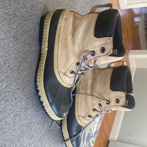 Used Mens sorel boots only used a handful of times.  Plenty of wear left.